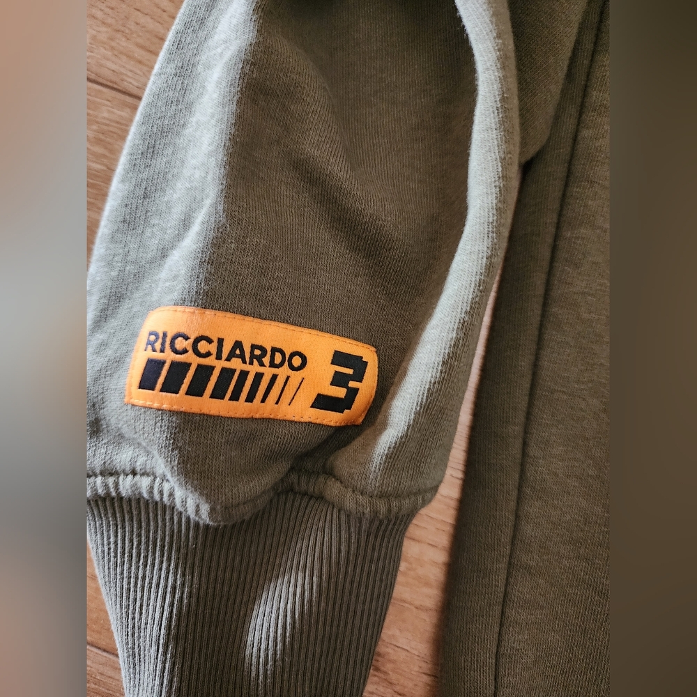 McLaren Daniel Ricciardo F1 Hoodie Mens L Olive Green DR3 Racing Fleece Pullover - Picture 5 of 13